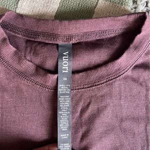 Vuori Baby Tee Size XS